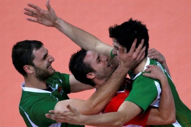 Българските волейболисти разгромиха Германия, отиват на полуфинал