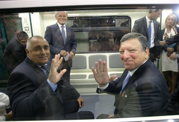 Борисов очаква Барозу да продължи да „обича България“